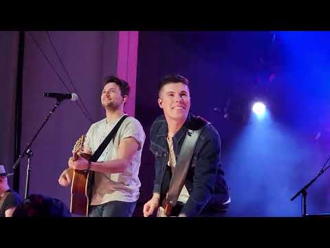 King Calaway - I'm Feelin' Good (Steve Miller Band cover) - Live PNC Bank