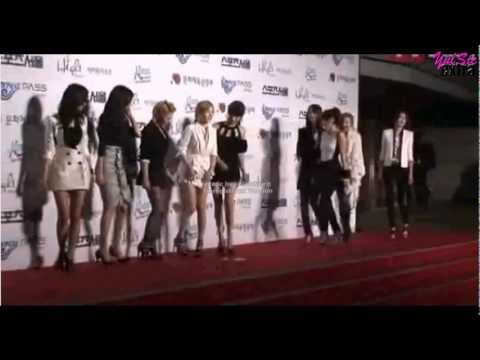 YulSic Extra Moment 17 - "I can fix your bangs too!"-  Yul