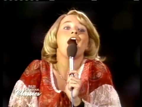 Evie Tornquist   It Only Takes A Spark † Pass It On  1976    YouTube 480p