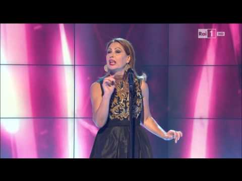Rosanna Fratello canta "Non ti scordar mai di me" di Giusy Ferreri - Domenica In 26/10/2014