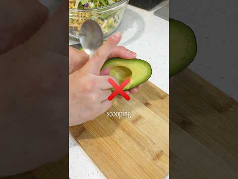 You NEED This Avocado Hack. Michelin method 🔪🥑