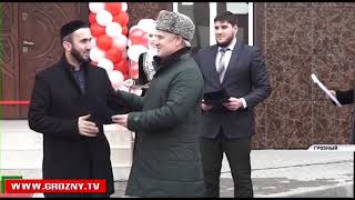 В Грозном торжественно открыли 16-этажный жилой дом