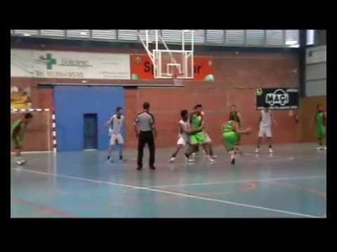 Jugador cerca equip per propera temporada