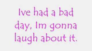 Im Hanging On by Cheyenne Kimball *lyrics*