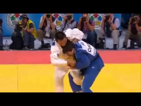 JUDO 2011 World Championships: Masashi Ebinuma 海老沼 匡 (JPN) - Leandro Cunha (BRA)