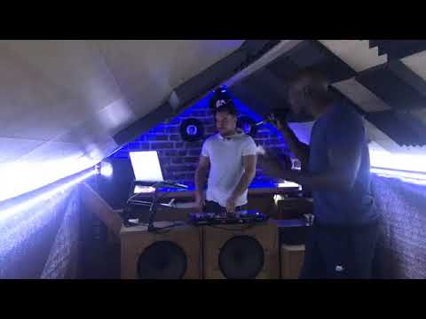 Old school garage - Kaz Daniels & Mc Sharky P Live @ Loft Sessions studio