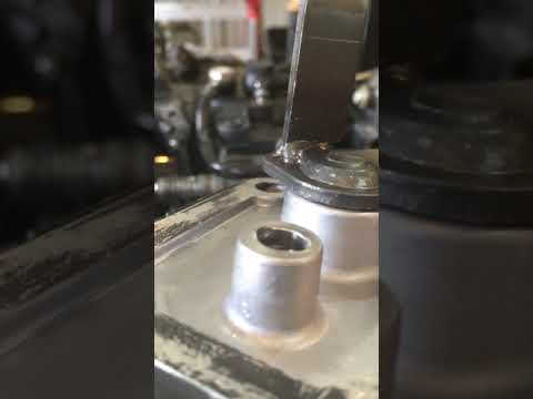 John Deere 2305 3 point hitch control repair