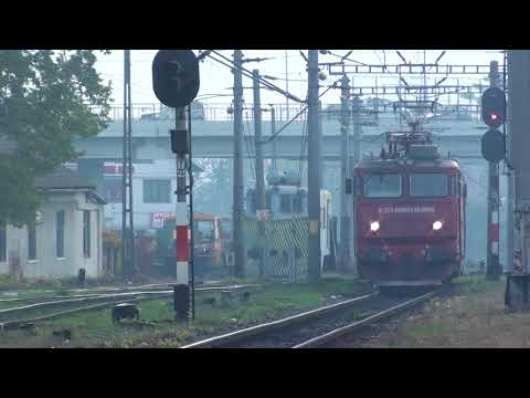 Tren R5735 Suceava - Cacica cu EA800 si impins de sicriul 906  - 27.10.2017