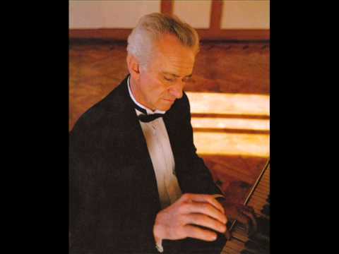 Viktor Couchkov performs Mozart - Piano Concerto No.13 in C dur, K. 415