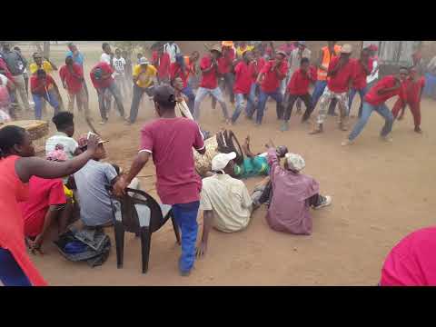 download lagu mp3 mp4 Dinaka Dance, download lagu Dinaka Dance gratis, unduh video klip Dinaka Dance