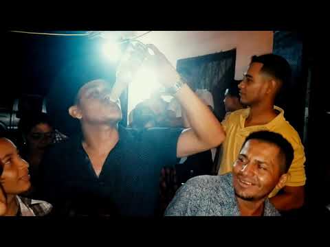 Los Traviezoz de Olancho - La cumbia del manicero