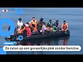 Vissers redden bootje vol mensen op de Noordzee
