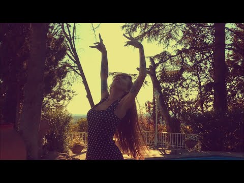 INTOXICADOS de Monica Moss. LOS HILOS DORADOS🌙♀🕯🌑🖤.