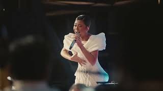 Morissette sings "Reflection" with Manila Symphony Orchestra
