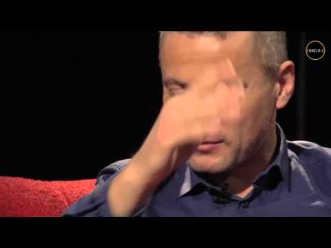 Piotr Świerczewski: Jak jest mały pies, to on lata przy tym płocie i szczeka