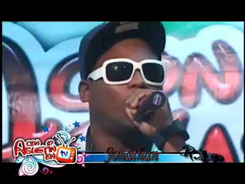 CON AGUSTÍN DIGITAL EL VARÓN JONATHAN 1er ENCUENTRO CRISTIANO URBANO 2011