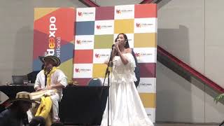 Santo y Parrandero, Cumbia. By: La Leyenda del Folclor, en Expo-Colombia 2017 MACC, Fl.