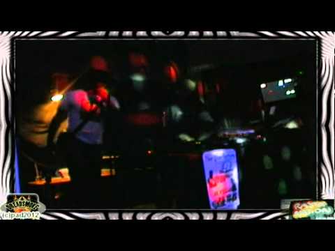 CRUCIAL WARRIOR SOUND ft papeman - blood & fire digital era - @ de vinger \ rasta nation 18-02-12