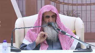 09 شرح كتاب العقيدة الواسطية - قوله : { تَبَارَكَ الَّذِي نَزَّلَ الْفُرْقَانَ عَلَى عَبْدِهِ } image