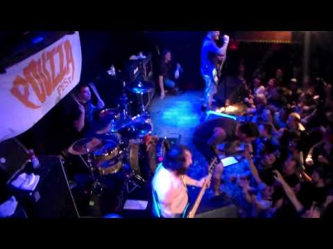 New Found Glory Sticks and Stones songs 1-7 Pouzza Fest Monreal