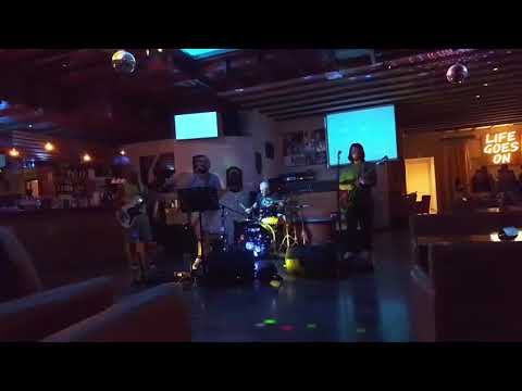 D7 Band @ Condor Bar San Stefanos Corfu with guest drummer Chris