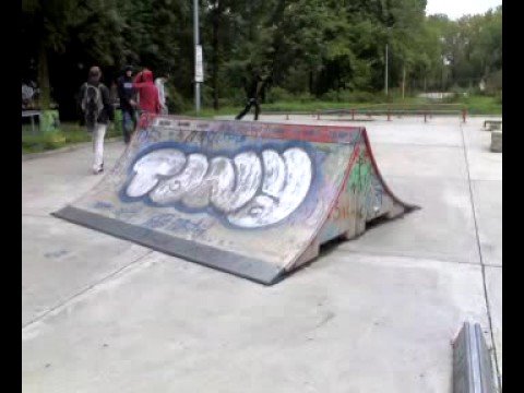 maniek wyjasnia spine'a