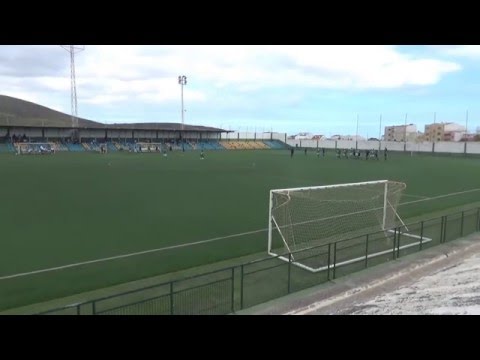 ESTRELLA CF-3 CD.SOBRADILLO-4 (2 gol de Nestor)