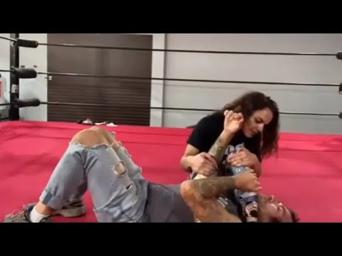 Thunder Rosa vs Man Intergender Pro Wrestling Jiu Jitsu Training (NWA AEW)