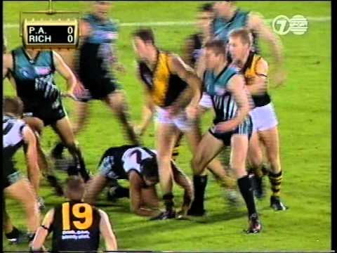 Round 11, 1999, Port Adelaide v Richmond first few minutes