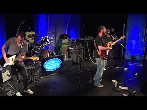 25 Pearl plays "In the Night" at The Steve Katsos Show Third Anniversary Spectacular