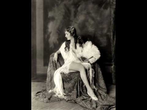 I'm Gonna Dance Wit De Guy Wot Brung Me-Six Jumping Jacks