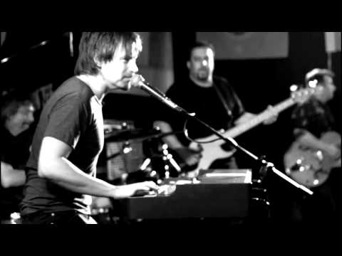 Thumbnail for Lachy Doley live Semaphore Workers Club part 1