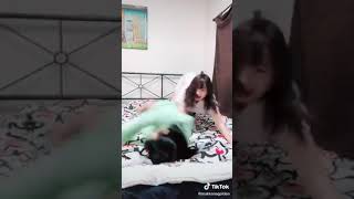 プランクチャレンジ 胸ちら TikTok