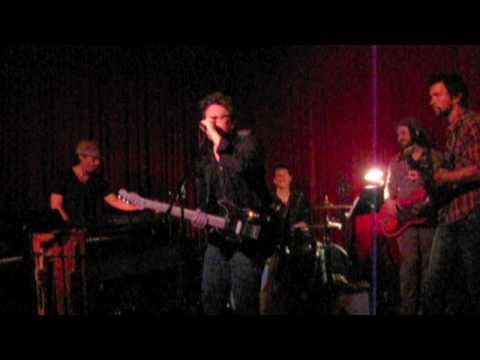 BRYAN MASTER - Moments Like This | THE HOTEL CAFE