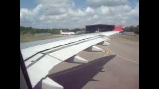 preview picture of video 'Sri Lankan Airlines Airbus A340 UL504 Departing Colombo'