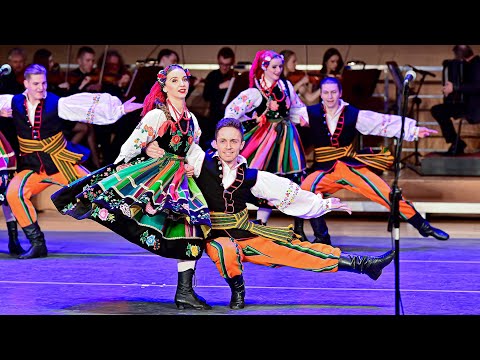 Kujawiak i oberek - 45 lecie Zespołu Pieśni i Tańca Uniwersytetu Rzeszowskiego "Resovia Saltans"