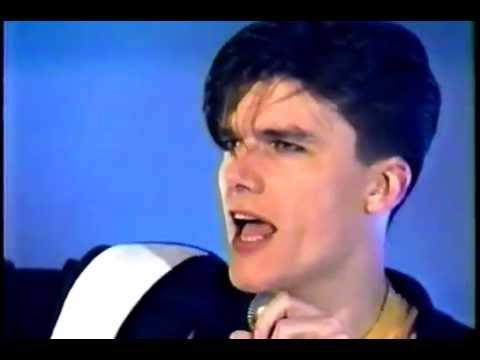 The Blow Monkeys - It Doesn't Have To Be This Way (1987 Japan)