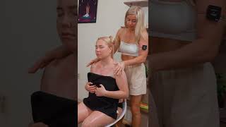 Mesmerizing back and neck massage for Julia #asmrmassage