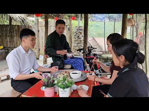 Nhat's father was delighted to meet Mui and see his daughter's life improving.