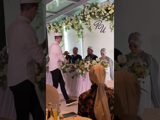 Хәзрәт: "Elvin Grey никахка кадәр Инзиләне кочакламаган да, үбешү турында әйтеп тә тормыйм"