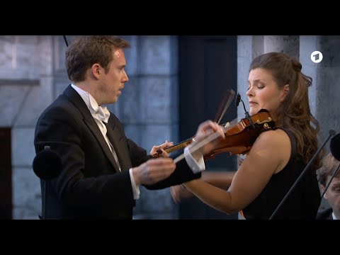 Janine Jansen: Mendelssohn Violin Concerto in E minor, Op. 64 (2011)