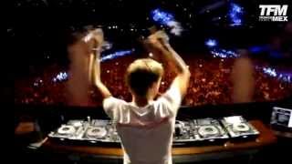 Armin van Buuren playing MaRLo - BOOM at #ASOT600MEX