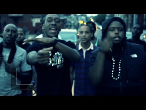 Yizz Raw - walk wit me