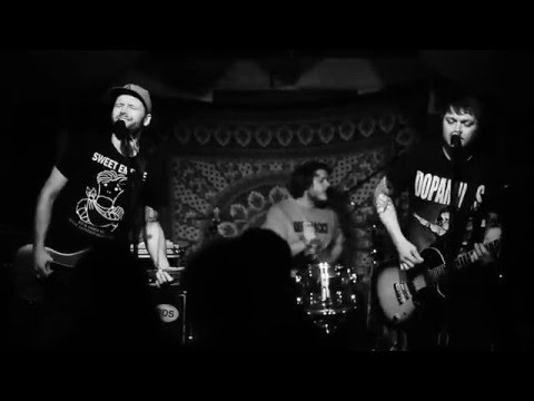 7 Years Bad Luck - Paper Cuts (live @ Trento, IT)