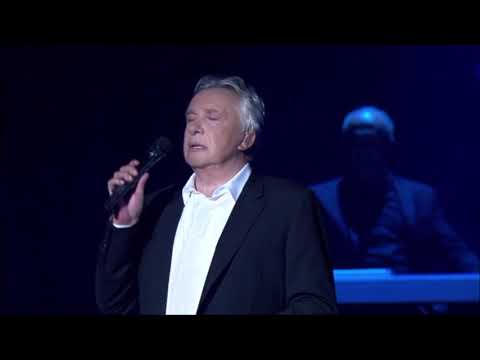 Videoclip de Je Vole (Live A L'Olympia 2013) — Michel Sardou