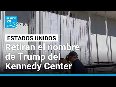 Trump rebautiza el Centro Kennedy y le pone su nombre