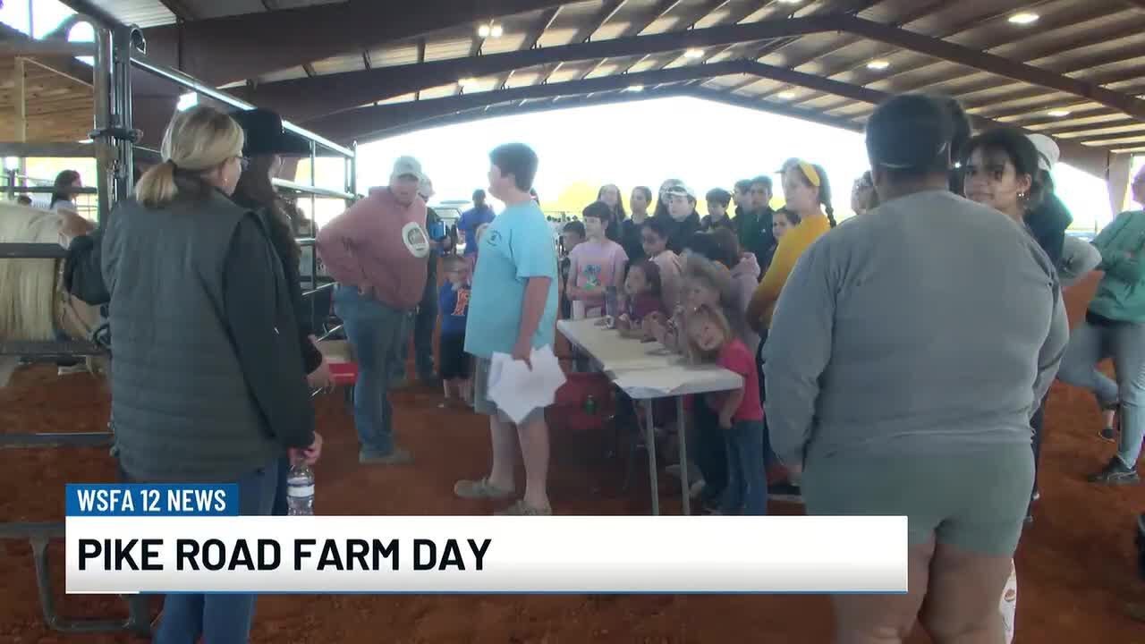 Pike Road Elementary holds Farm Day