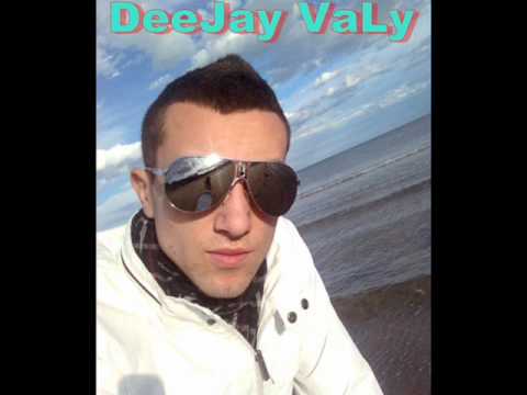 DJ GabRyel vs DeeJay Valy - Mixed.wmv
