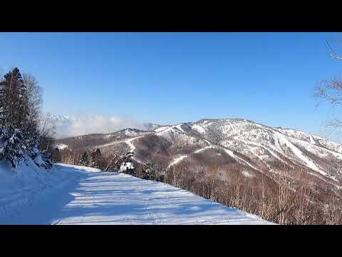 Video: 2021/1/25 一ノ瀬ファミリースキー場  天狗コース。初心者が絶景を楽しみながらたっぷり3.2km楽しめるおすすめコース。焼額山の美しい山並みを楽しみながら長く滑れます。