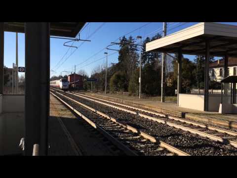 ES 9717 in transito a Palazzolo dello Stella.